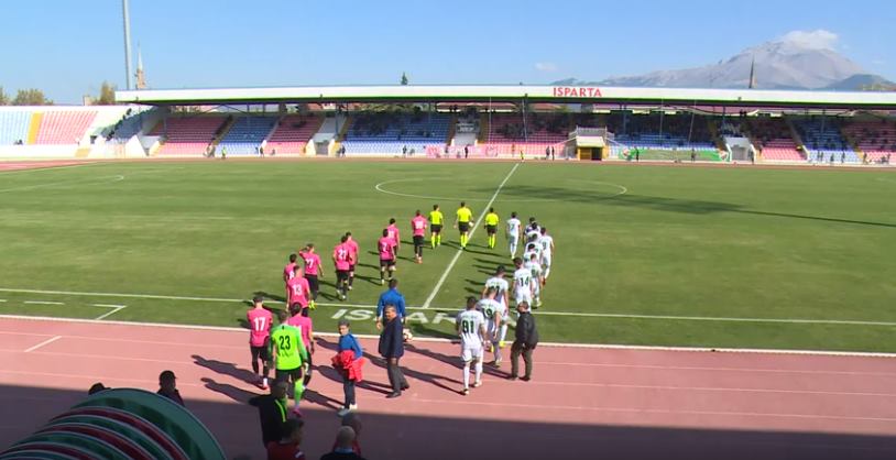 Bölgesel Amatör Futbol Liginde mücadele eden Ispartaspor, deplasmanda karşılaştığı Sarayönü