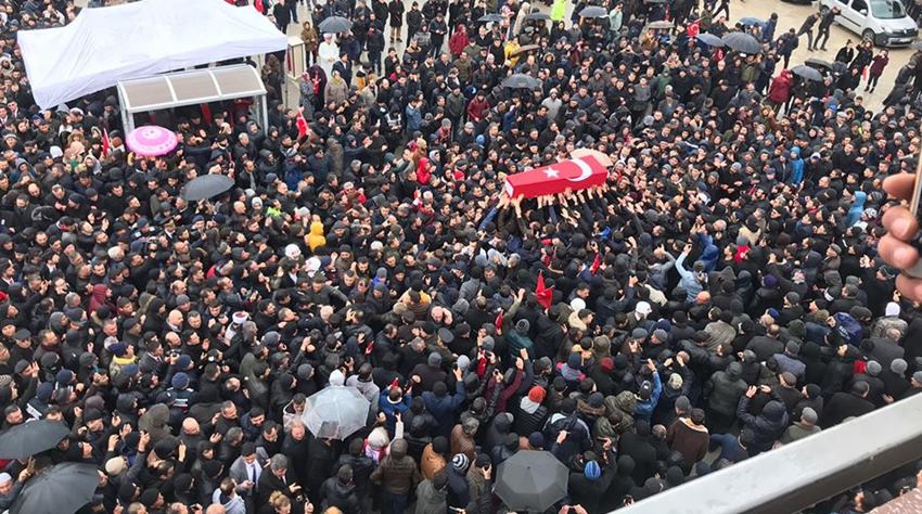 Şehit Yüzbaşı Süleyman Şahin Dinar ilçesinde son yolcuğuna uğurlandı. İdlib’de