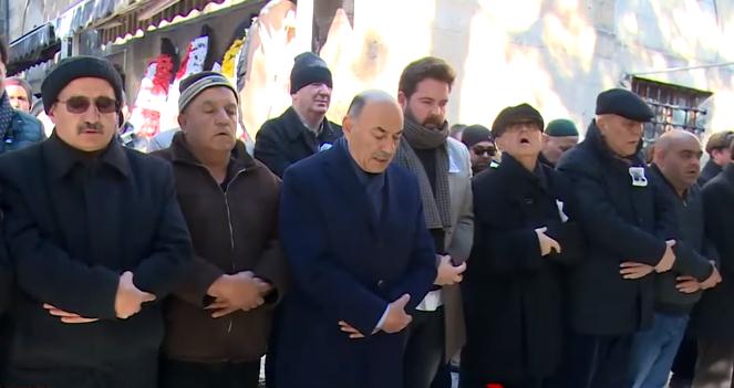 Hasan Köse, kılınan cenaze namazının ardından toprağa verildi