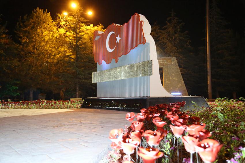 Süleyman Demirel Üniversitesi (SDÜ) acısı ve tatlısıyla üniversite yaşamını başarıyla