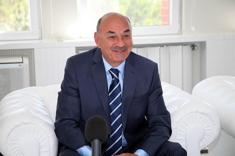 Bayramların birlik ve beraberliğin pekiştirildiği, mutluluğun paylaşıldığı günler olduğuna dikkat