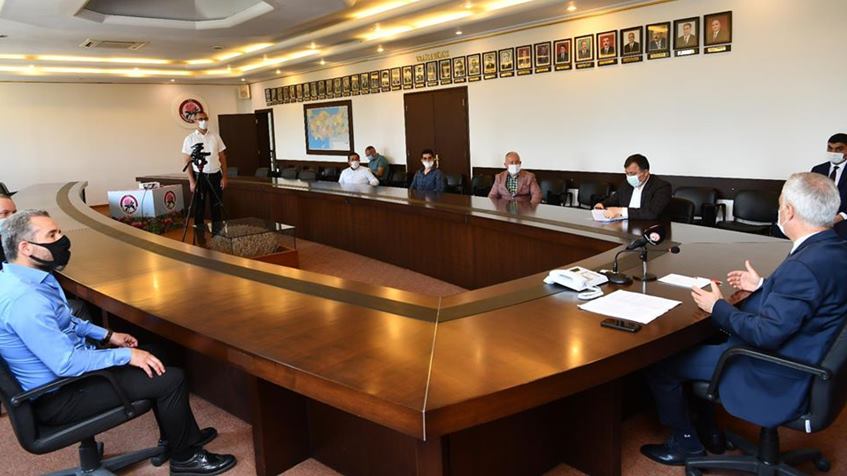 Yaşadığımız pandemi sürecinin ardından tedbirli normale dönüş aşamasında meslek gruplarıyla