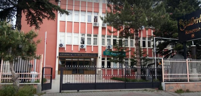 Gülbirlik'te bugün düzenlenen basın toplantısı ile son günlerde gül yağı