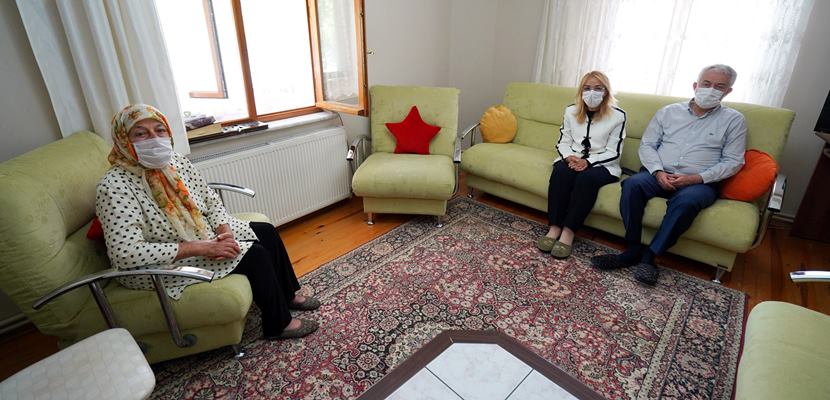 Isparta Belediye Başkanı Şükrü Başdeğirmen ve eşi Şadiye Başdeğirmen, Şehit