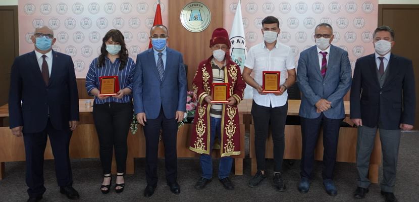 Isparta Esnaf ve Sanatkarlar Odaları Birliği Başkanı Ahmet Tural, “Bölgesinde