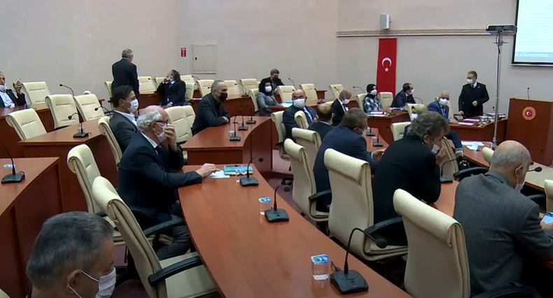 Isparta İl Genel Meclisi’nin bütçe görüşmeleri sürüyor. Bütçe görüşmelerinde Isparta