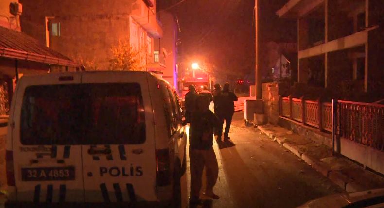 Fatih Mahallesi’nde saat 21.30 sıralarında genç bir kadın, inşaatın son