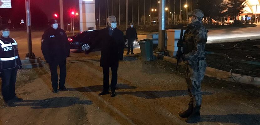 Başta salgınla mücadele olmak üzere gece gündüz demeden fedakârca çalışan