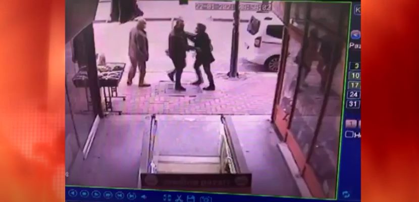 Isparta Pirimehmet Mahallesi’nde hac ve umre ürünleri satışı baba oğul