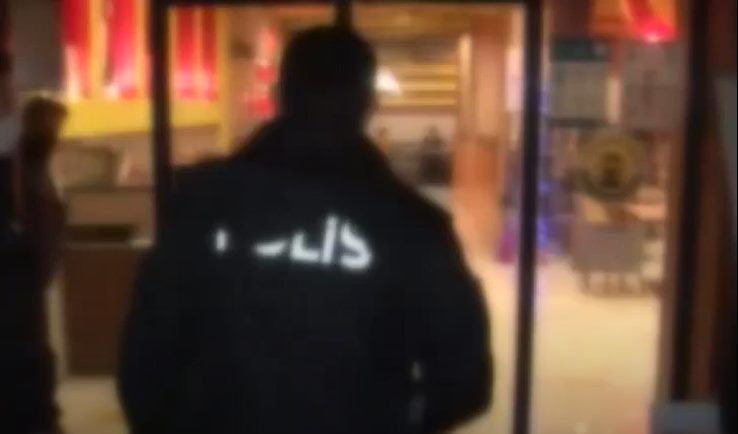 Yapılan uyarılara, alınan tüm önlemlere rağmen sosyal mesafeyi hiçe saydılar.