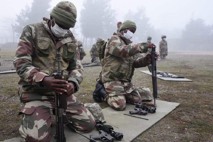 Somali Silahlı Kuvvetleri’nden 150 misafir asker, eğitimlerine Isparta’daki Terörizmle Mücadele