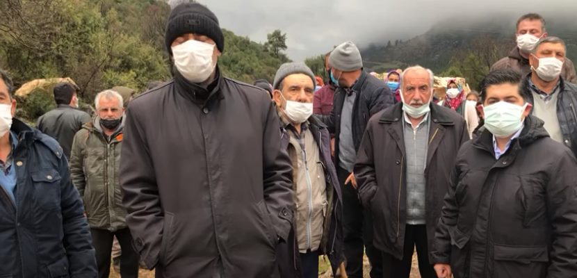 CHP Isparta İl Başkanı Yalım Halıcı ve beraberindeki heyet, heyelan
