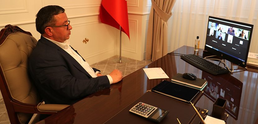 Türkiye’nin elma ihtiyacının yüzde 25’inin karşılandığı Isparta’da, Ticaret Borsası önemli