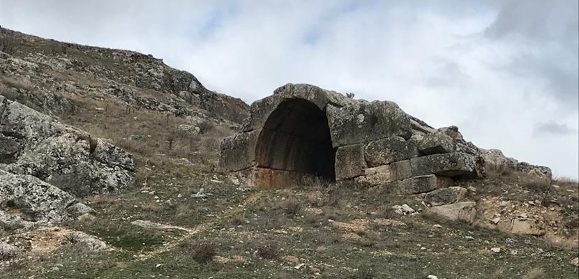 Isparta Valisi Ömer Seymenoğlu çalışma ziyareti kapsamında Atabey ilçesini ziyaret