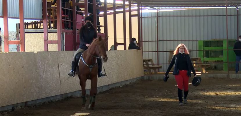 Emrespor, futbolun yanı sıra binicilik sporunda da farkındalık yaratıyor. Bugün