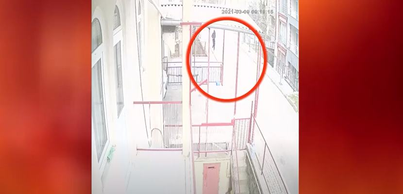 Isparta’nın Zafer ve Fatih Mahallelerinde girdiği evlerden tablet çalan ve