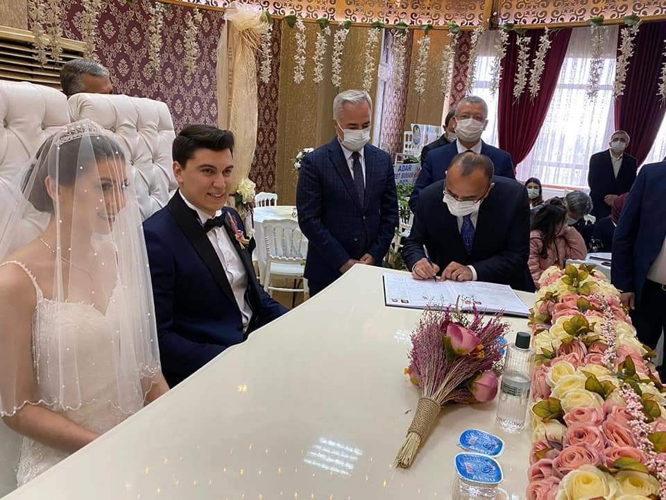 Karahan Ailesinin Mutlu Günü