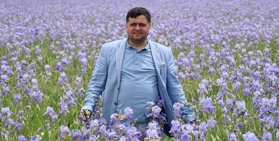 Gazeteci Soner Toros yakalandığı koronavirüse yenik düştü. Meddem Hastanesinde tedavi