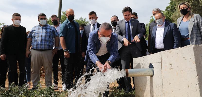 Demre ilçesini ziyaret eden Antalya Büyükşehir Belediye Başkanı Muhittin Böcek,