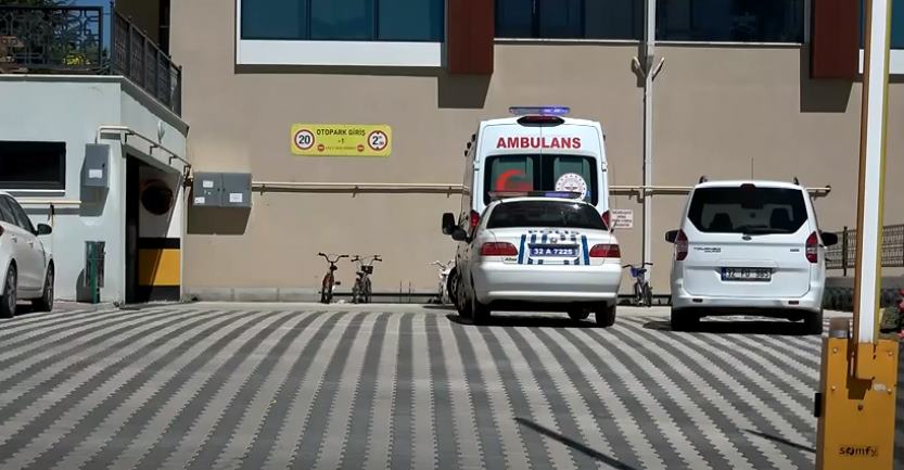 Gülistan Mahallesi’nde yakınlarının ulaşamadığı 45 yaşındaki adam evinde ölü olarak