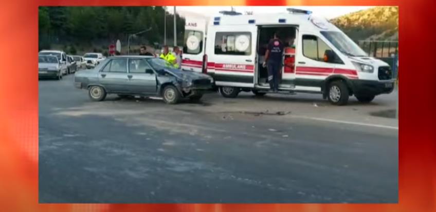 Eğirdir ilçesi Jandarma Kavşağı’nda dün akşam saatlerinde trafik kazası meydana