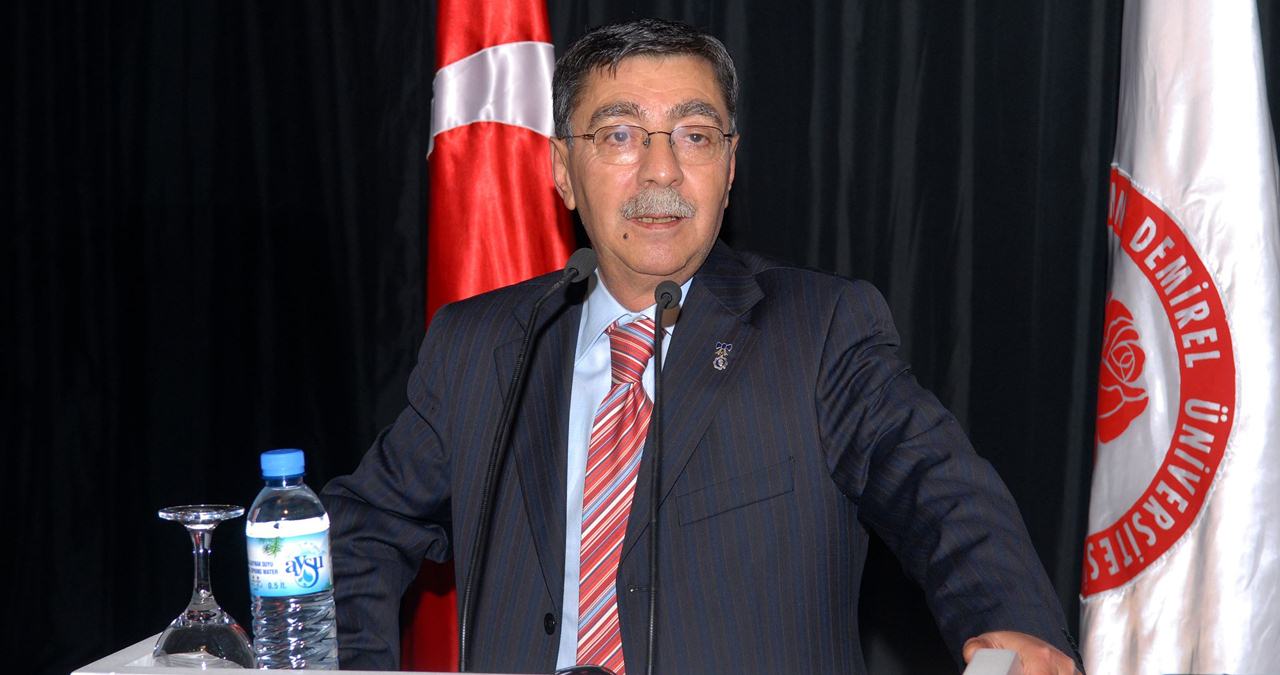 Süleyman Demirel Üniversitesinden emekli Genel Sekreter Ahmet Tevfik Köse vefat