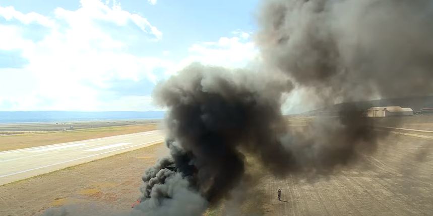 Isparta Süleyman Demirel Havalimanında nefes kesen bir tatbikat gerçekleştirildi. Uçuş