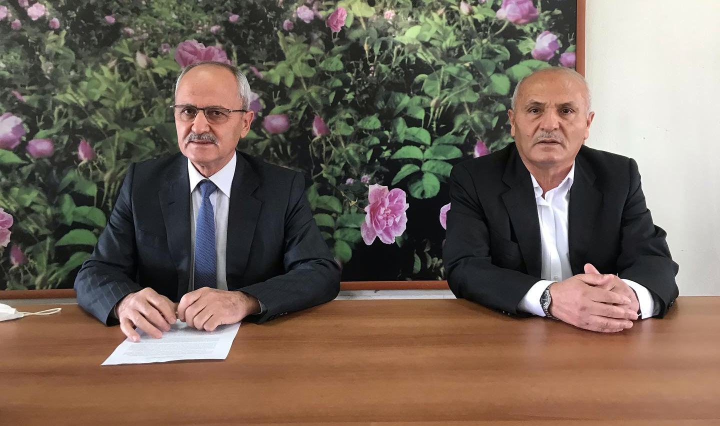 Dünya gülyağı üretiminin yaklaşık yüzde 65’ini karşılayan Isparta’da gül hasat