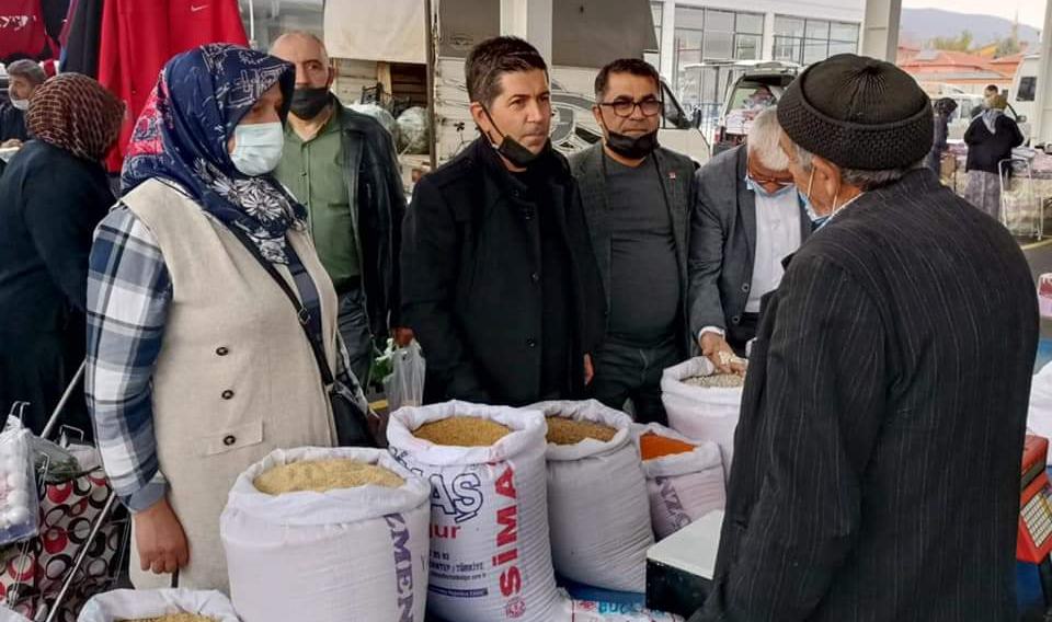 CHP Isparta İl Başkanı H.Yalım Halıcı, Çünür Mahalle pazarı ve