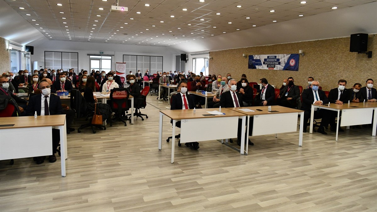 Ortaöğretim Nitelik Geliştirme Çalıştayı Gerçekleştirdi