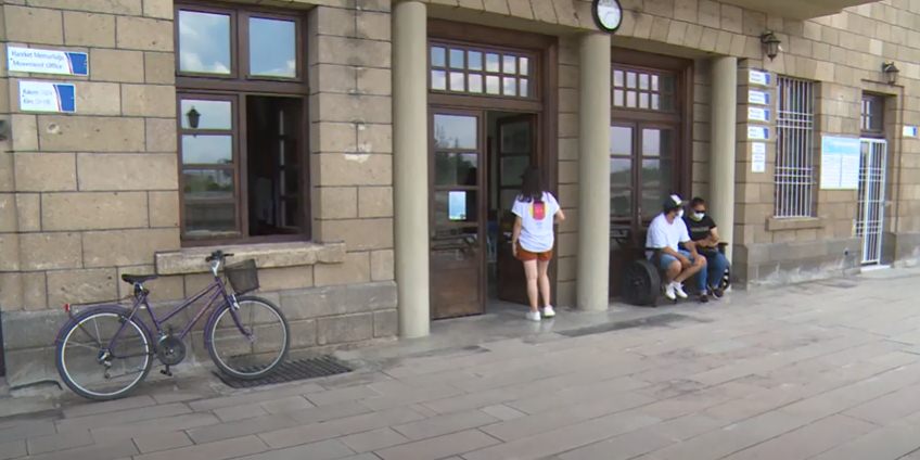 Isparta- İzmir arası sefer yapan Göller Ekspresi’ne vatandaşlar yoğun ilgi