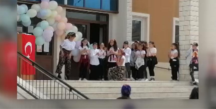 Dünyada sadece ülkemizde kutlanan 23 Nisan Çocuk Bayramı coşkusunu doyasıya