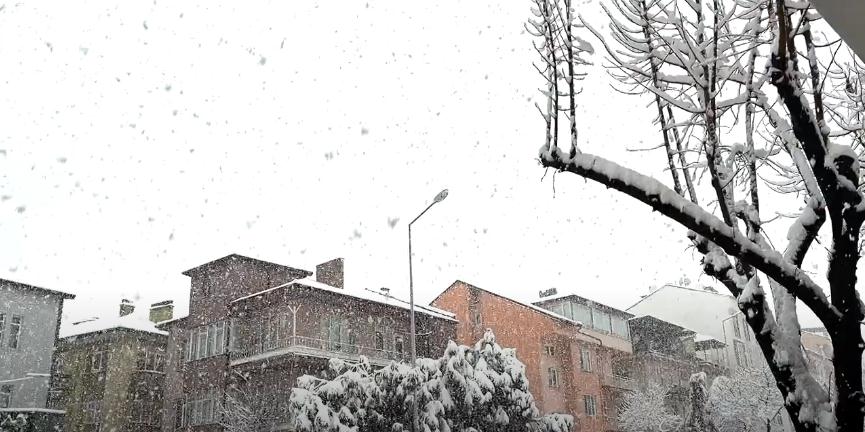 CHP Genel Başkan Yardımcısı Ahmet Akın, Isparta’da geçen şubat ayında