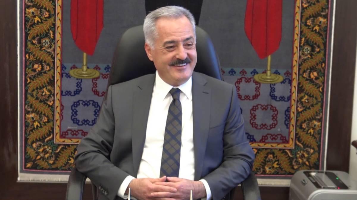 Cumhurbaşkanlığı kararı ile bazı valilerin görev yerleri değişti. Resmi Gazete’de