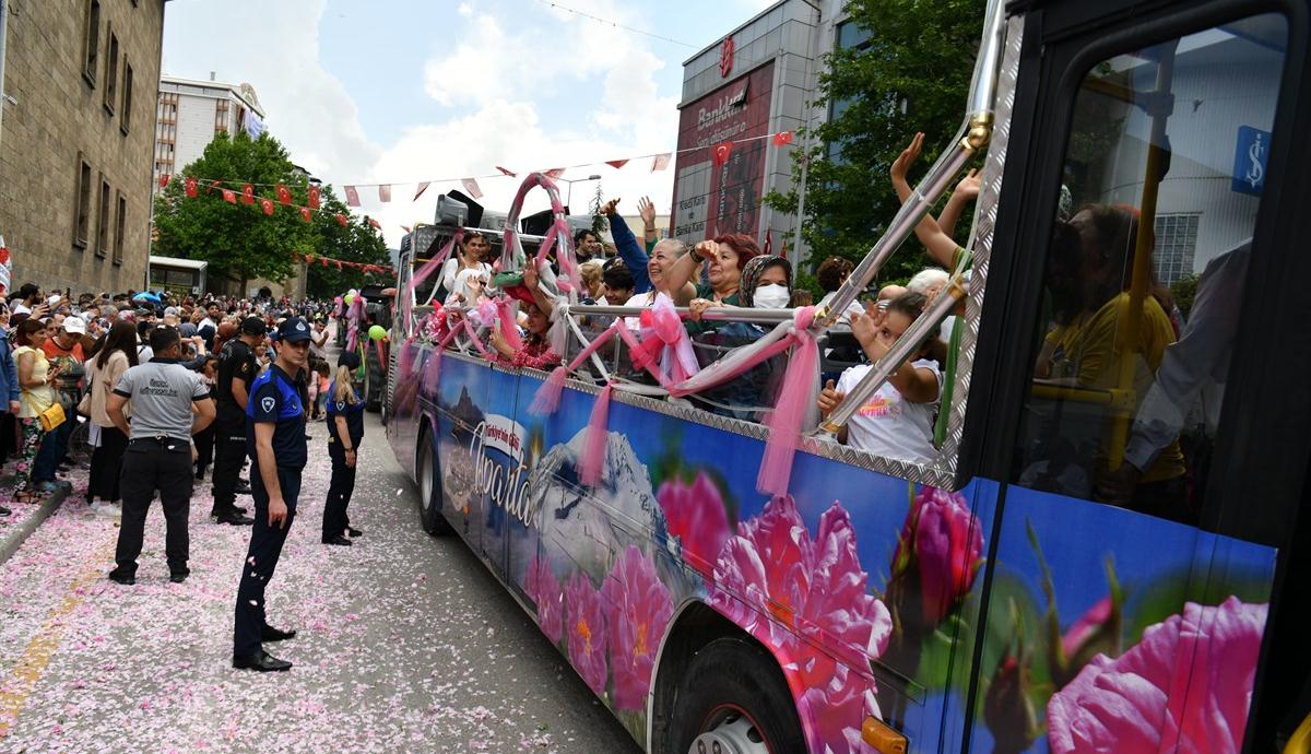 Türkiye’nin gül bahçesi Isparta’da 2022 yılı gül hasat sezonu uluslararası