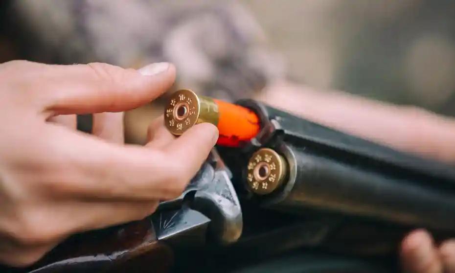 Isparta’nın Yalvaç İlçesi Sofular Mahallesi’nde meydana gelen olayda, kardeşinin temizlediği