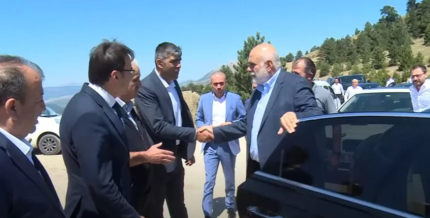 TBMM Başkanvekili Süreyya Sadi Bilgiç ve Ak Parti Isparta Milletvekili