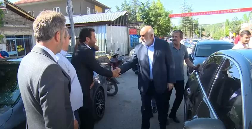 TBMM Başkanvekili Süreyya Sadi Bilgiç ve Ak Parti Isparta Milletvekili