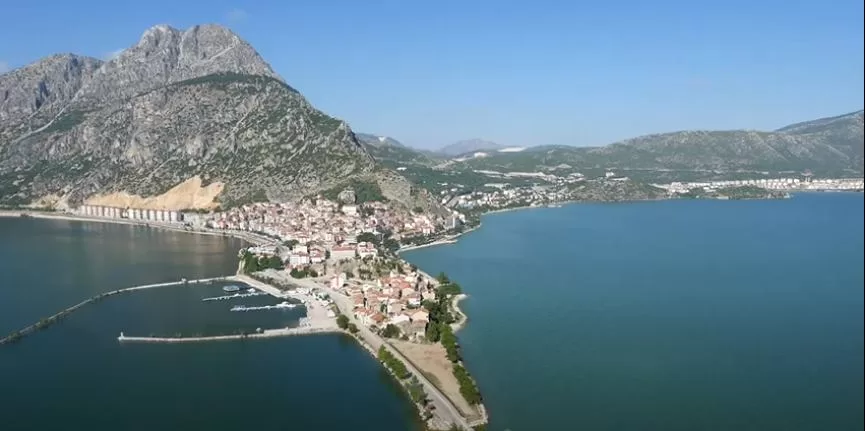 Eğirdir’in bir hayali gerçeğe dönüşüyor. İlçe sakinlerinin uzun süredir beklediği