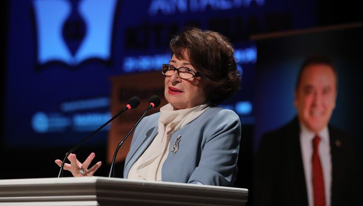 Isparta’nın Atabey ilçesinin CHP’li Belediye Başkan Adayı Zübeyde Silleli yıllarca