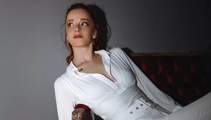 Moda tasarımcısı Sinem Aksoy sonbahar-kış modası ve trendleriyle ilgili önemli