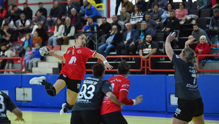 Isparta Emniyet Müdürlüğü’ne kazandırılan 47 hizmet aracının tanıtımı için bugün