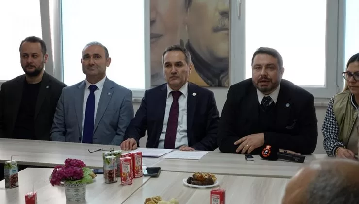 Basın açıklamasında bulunan Taslak; ”Sayın İl Başkanım, İlçe Başkanlarım, Partimizin