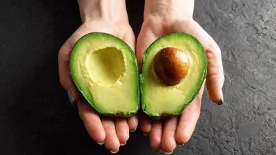 Diyetisyen Pınar Demirkaya konu hakkında bilgiler verdi.  Ülkemizde Akdeniz bölgesin de yetiştirilmektedir.