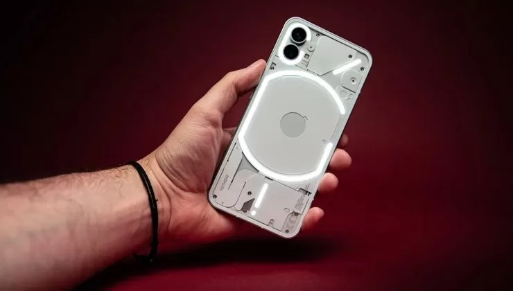 Cep telefonları, hayatımızın ayrılmaz bir parçası haline geldi. Teknolojinin hızlı