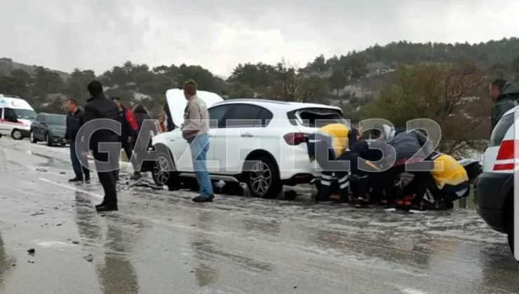 Keçirborlu – Uluborlu arasında bulunan karayolunda trafik kazası meydana geldi.