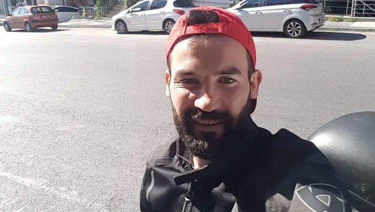 Aslen&nbsp;Isparta&nbsp;Yalvaç&nbsp;Sücüllü nüfusuna kayıtlı, 35 yaşındaki&nbsp;Ramazan&nbsp;Aktan, İstanbul Cevizlibağ mevkiinde geçirdiği trafik&nbsp;kazası