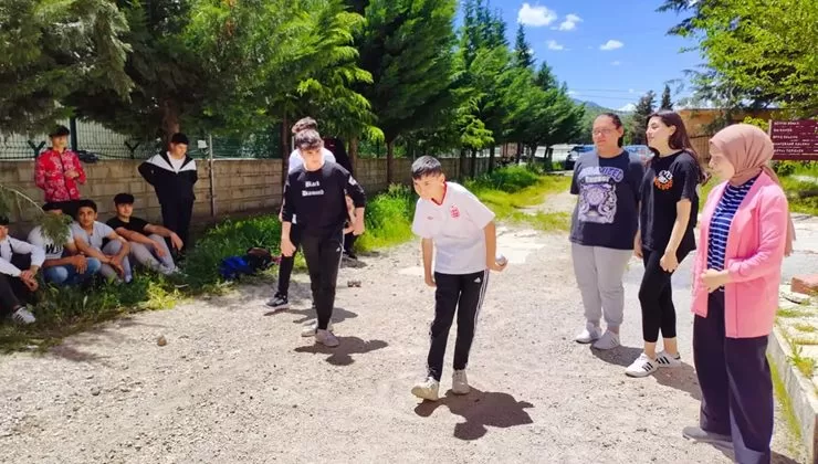 Isparta Belediyesi, Gençlik ve Spor Hizmetleri Müdürlüğü bünyesinde faaliyet gösteren