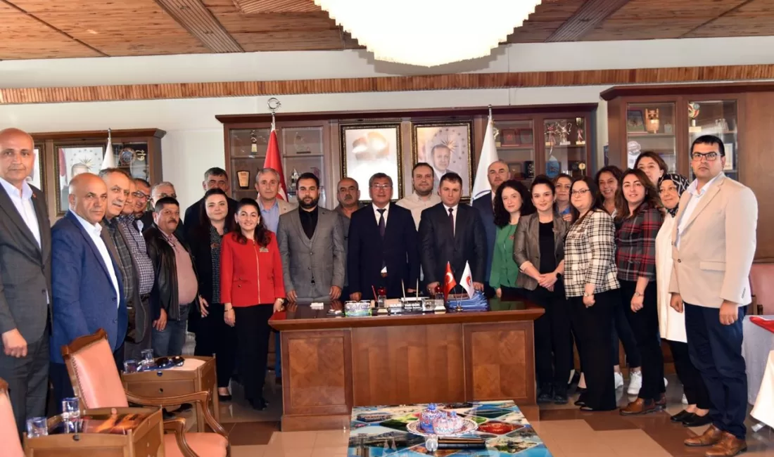 Memuriyete geçerek yemin ettiler Eğirdir Belediyesinde uzun yıllardır çalışan 10 sözleşmeli personel 26 Ocak