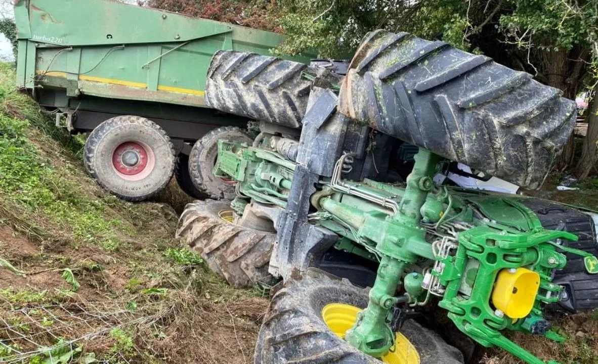 Isparta’nın Gelendost ilçesinde, devrilen traktörün altında kalan 58 yaşındaki Cemalettin